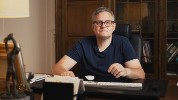 prof Krasinski zaproszenie